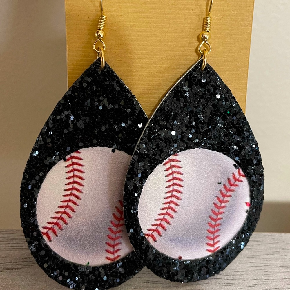 🎉⚾️Black Glitter Baseball Teardrop Earrings